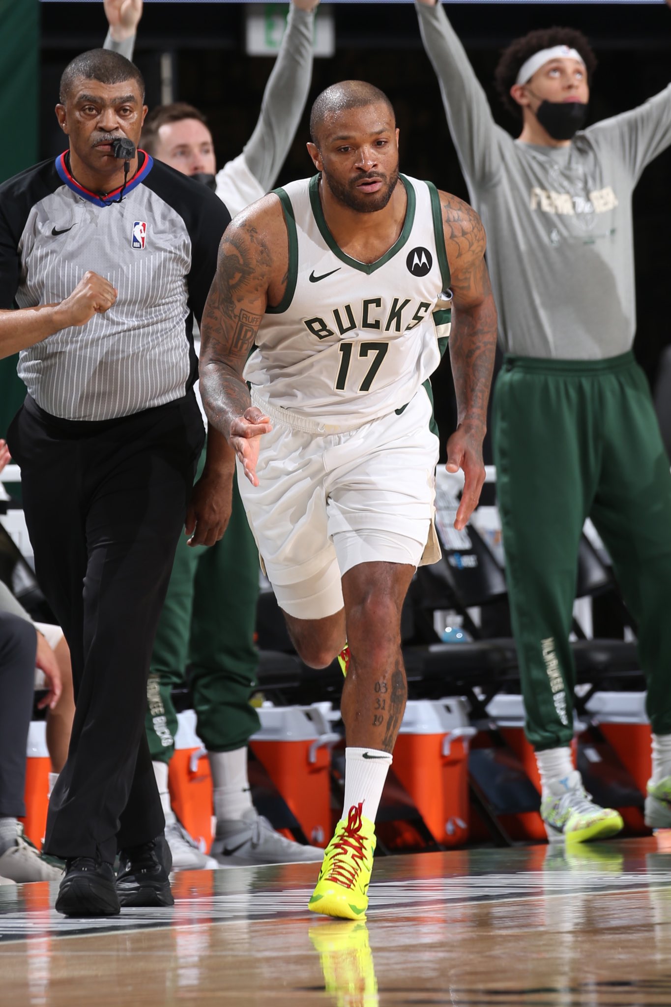 Pj tucker hyperdunk best sale