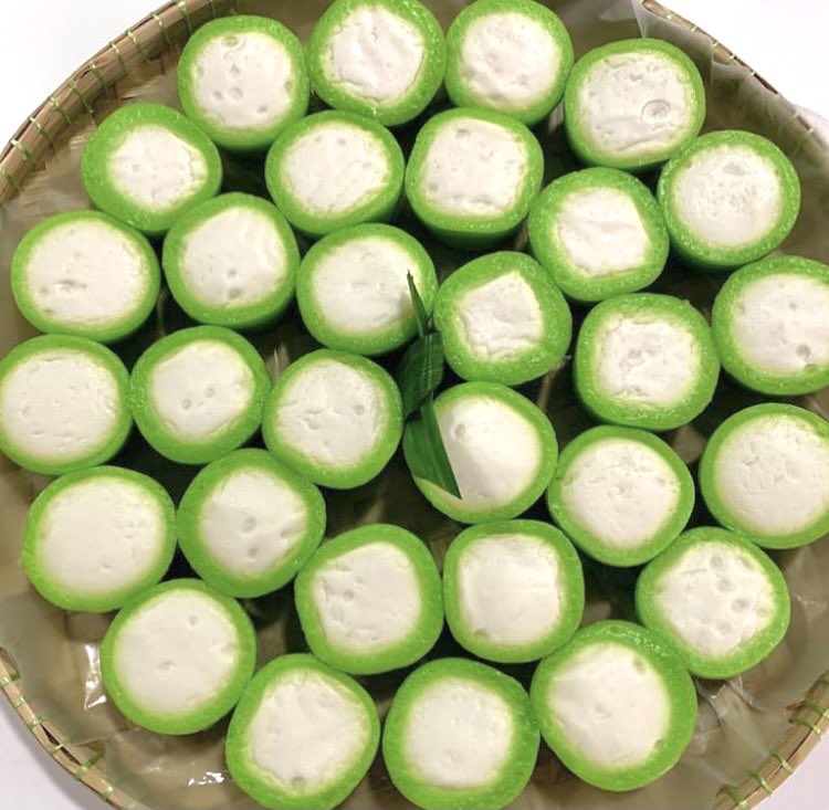 kuihtalammy's tweet photo. Rindu kuih muih tempatan? Order #TalamSeries: Kuih koci labu/pulut hitam, nona manis, kuih cara berlauk - RM37/30pc sahaja! Mohon RT @Twt__Kajang  

Order sini ➡️ https://t.co/qKVhLVZW7k https://t.co/NnvOLzwckG