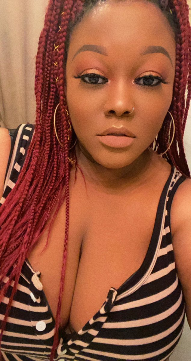 's tweet image. 3 day wkend begins 🖤🖤🖤#HelloJuly #30PlusTwitter #BigFineTwitter