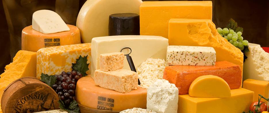 AmarilysRassler's tweet photo. Good evening, world! Anyone out there that loves CHEESE and writes? A kindred spirit? Off to be a mouse. #crazyaboutcheese, #amwriting, #amwritingfiction, #writingnonfiction, #writingpoetry, #WritingCommunity #eatingcheese https://t.co/yZFU7HvyMQ