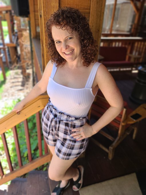 Sunday funday https://t.co/8aOmXKNkpH<a href="/tag/30daysoflingerie"class="tags"><span>#30daysoflingerie</span></a>