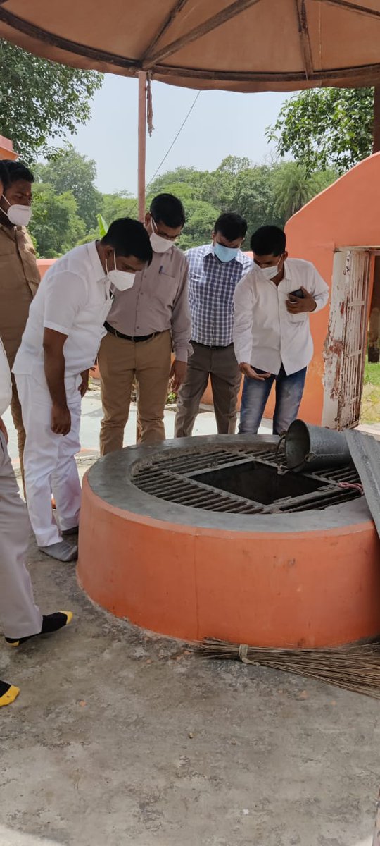 MaVenkatesanbjp's tweet photo. ஹஸ்தினாபுரத்தில் பாண்டவர்கள் பயன்படுத்திய குளம், தீப்பிடித்தபோது தப்பிக்க பயன்படுத்திய சுரங்கம், பீமன் வளர்த்த மரம்.... (1-7-21) https://t.co/jumidyHnFw