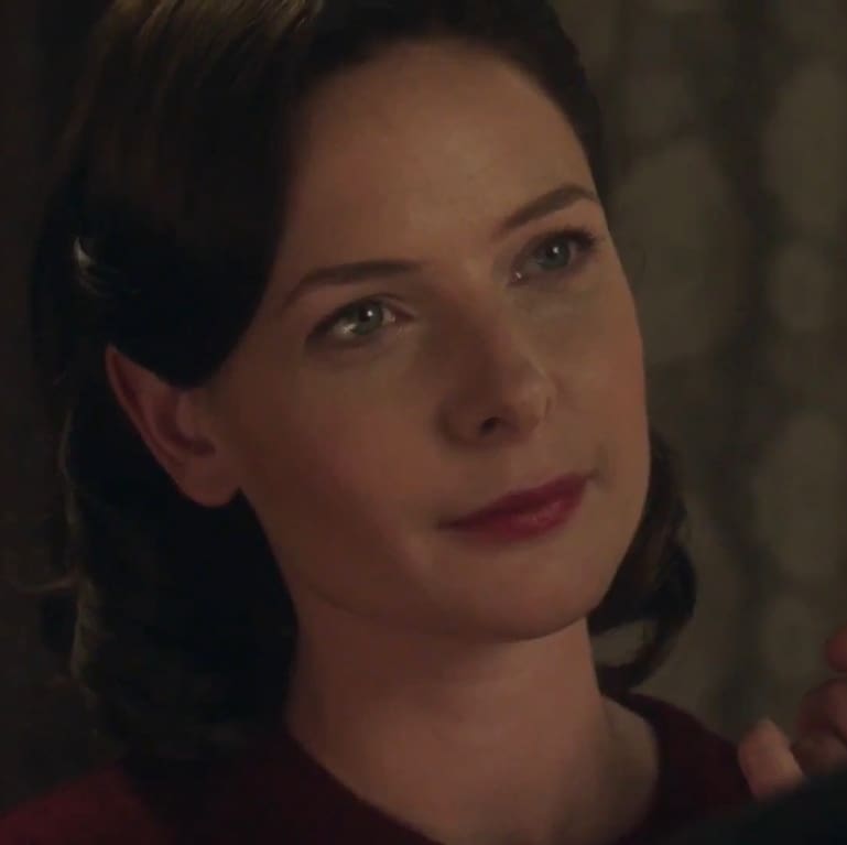 RFergusonMx's tweet photo. #DespiteTheFallingSnow
#RebeccaFerguson
#RebeccaFergusonMx https://t.co/tLAqmDPTO4