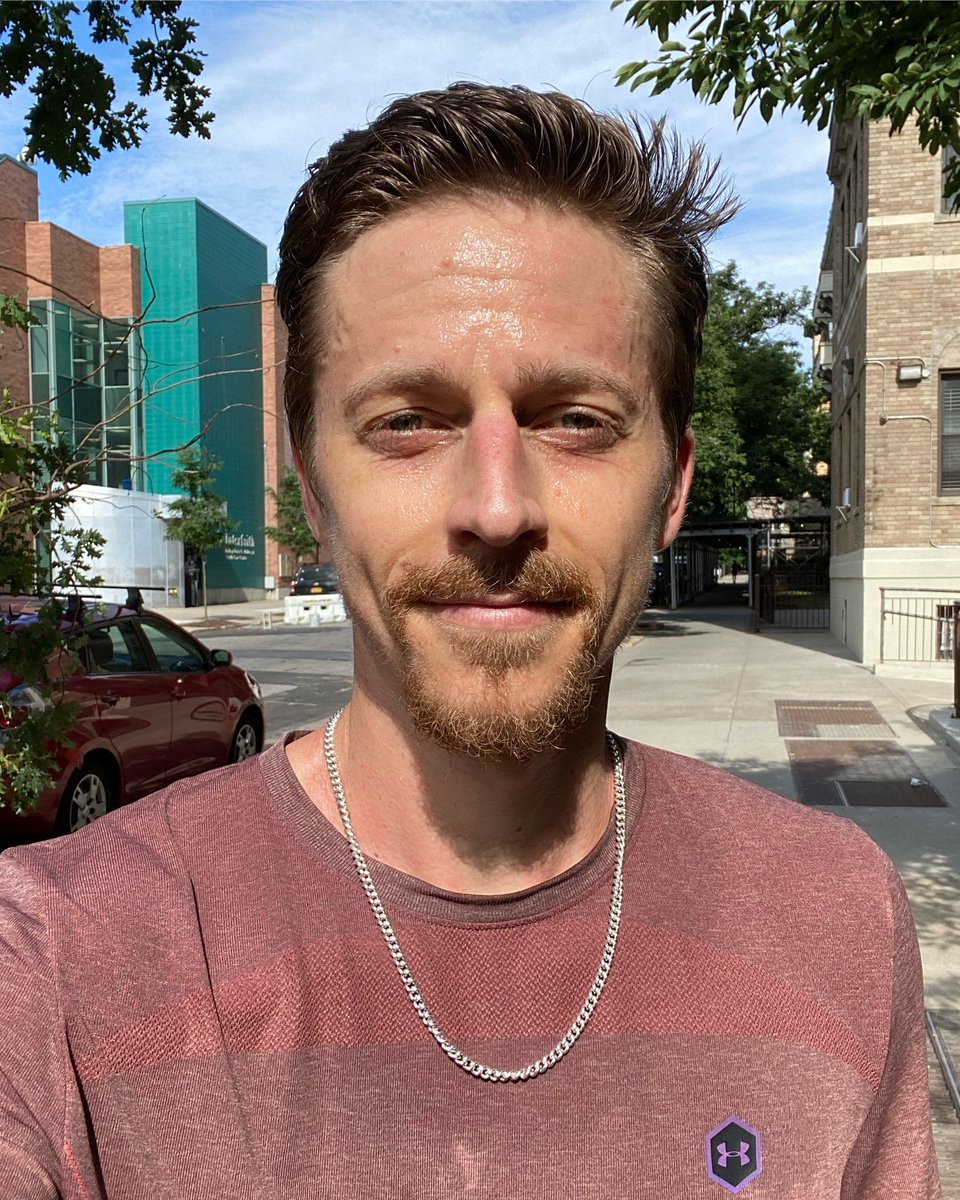 Resident Runners tweet media