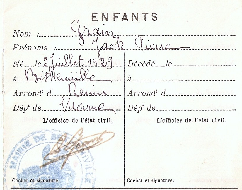 alexisamand's tweet photo. #généalogie | #1j1collateral
Jack Pierre GRAIN est un cousin germain de mon arrière-grand-mère dont je ne connais pas grand-chose. Je sais juste qu'il est né le 2 juillet 1929 à Bétheniville (Marne) et est décédé le 15 juillet 1994 à Brest (Finistère) à l'âge de 65 ans. https://t.co/vwxxRDKDBF
