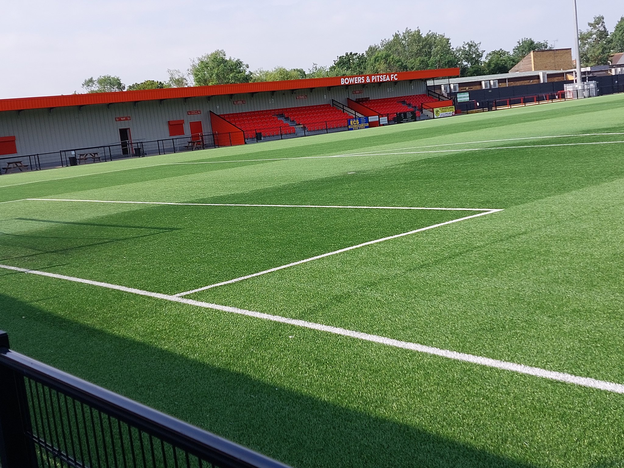 Len clearance salmon stadium