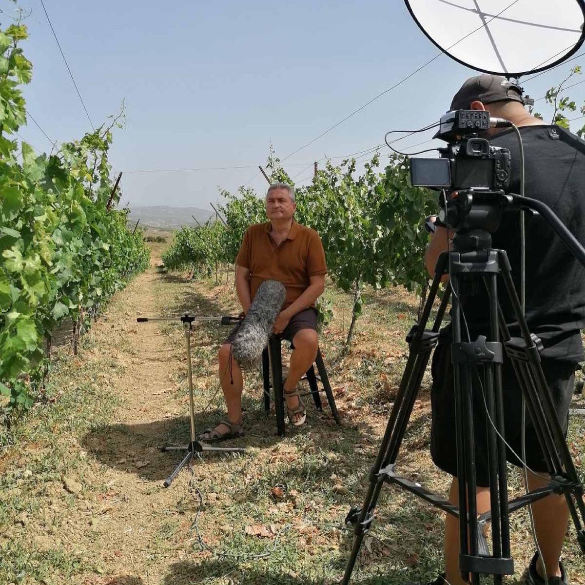 winesofcrete's tweet photo. Another shooting day for #Winesofcrete and #PGICrete on the spot. This time we had the pleasure to have with us Nico Manessis!
Thank you π for supporting our project Mr Manessis!
@winewankers https://t.co/D5b5iQOUib