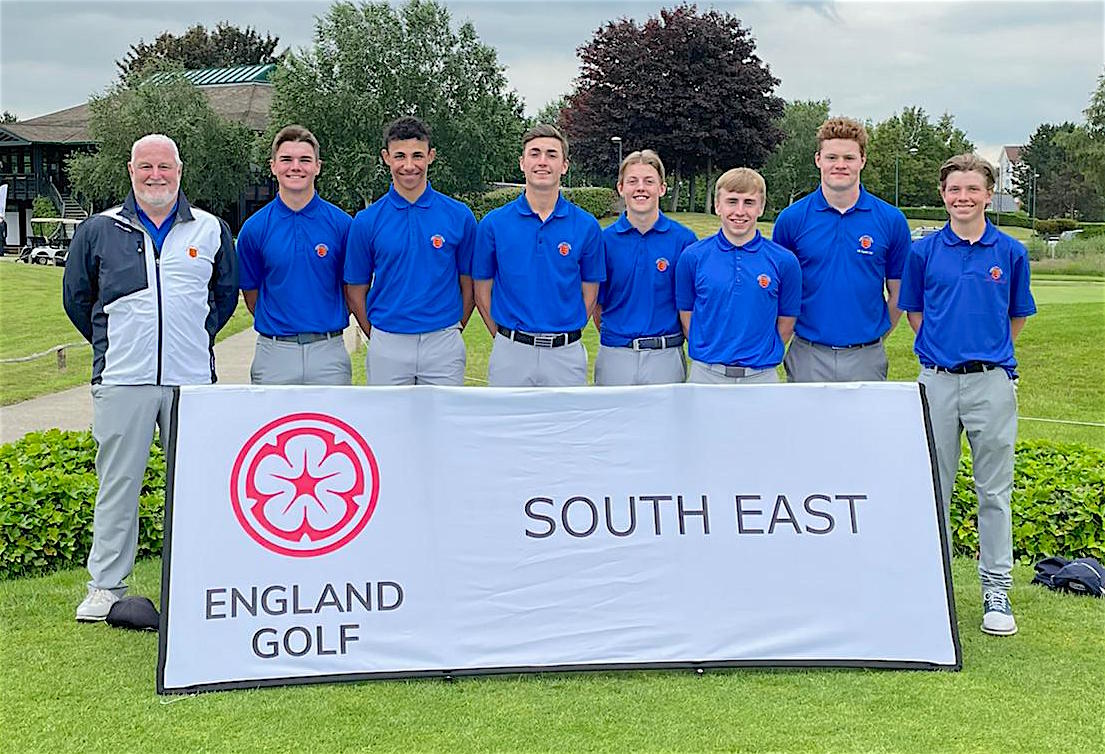 Back Nine Golf (@backninegolfsim) on Twitter photo A great day for @EssexGolfUnion U-18s at <a href="/KingsHillGolf/">Kings Hill Golf Club</a> as they win the EG South East qualifier for the first time in 7 years. Players from <a href="/OrsettGc/">Orsett Golf Club</a> <a href="/ThorndonParkGC/">Thorndon Park Golf Club</a> <a href="/chelmsfordgc/">Chelmsford Golf Club</a> <a href="/StockBrookClub/">Stock Brook</a> and <a href="/Romfordgolfclub/">Romford Golf Club</a> deliver a brilliant team effort
golfnews24.co.uk/south-east-eg-… A great day for @EssexGolfUnion U-18s at <a href="/KingsHillGolf/">Kings Hill Golf Club</a> as they win the EG South East qualifier for the first time in 7 years. Players from <a href="/OrsettGc/">Orsett Golf Club</a> <a href="/ThorndonParkGC/">Thorndon Park Golf Club</a> <a href="/chelmsfordgc/">Chelmsford Golf Club</a> <a href="/StockBrookClub/">Stock Brook</a> and <a href="/Romfordgolfclub/">Romford Golf Club</a> deliver a brilliant team effort
golfnews24.co.uk/south-east-eg-…