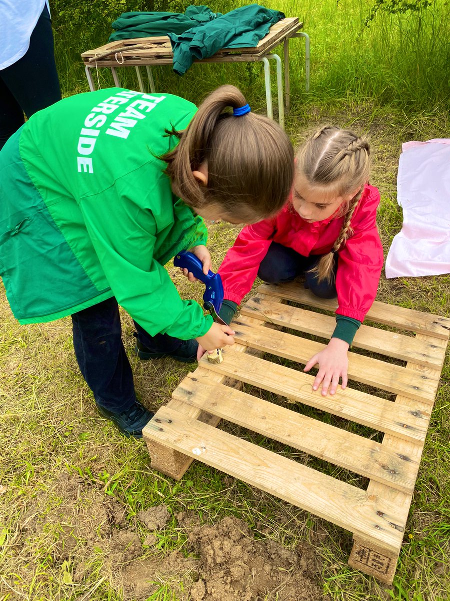 WatersidePA's tweet photo. I love popping over to #WatersideForestSchool to see how much our children enjoy these lessons. 🪵 🌲 🐜 🐛 🌳 https://t.co/HqUnAjARN4