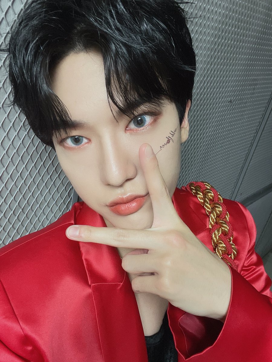 OmegaX_members's tweet photo. [#OX]

❤‍🔥
오늘 뮤뱅 잘 봤나요 ?!

#OMEGA_X #오메가엑스 #정훈 https://t.co/tzpHitmy7p