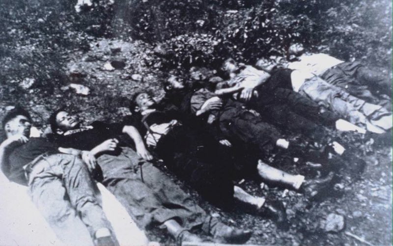 ANPIRomaPosti's tweet photo. Il #2luglio 1944, il #ColleDelLys (#TO) fu teatro di un sanguinoso scontro tra nazifascisti e garibaldini della 17a Brg.“#FeliceCima”.Durante questa operazione 26 partigiani vennero accerchiati,catturati e uccisi; sui loro corpi i fascisti infierirono con sevizie indicibili. https://t.co/txLXh2OP6n