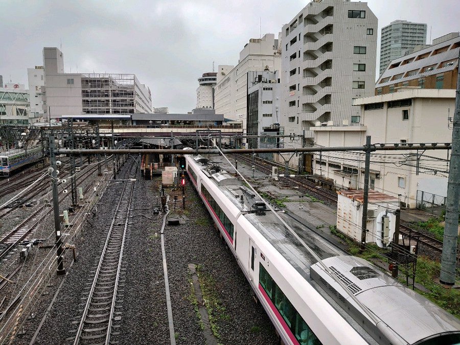 常磐線 柏駅で人身事故 ひたち14号に飛び込んだ なずな速報