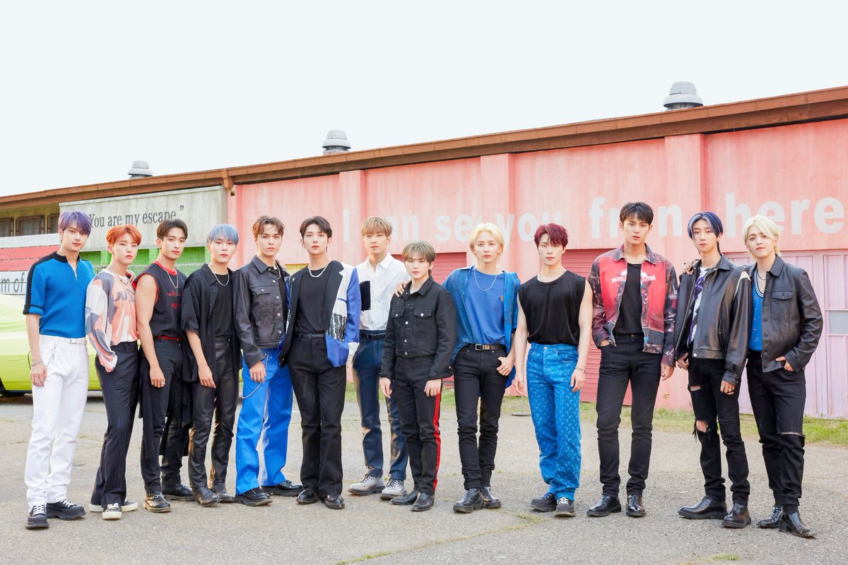 HybeStudio's tweet photo. ๐ NEW RELEASE ๐
SEVENTEEN dropped comeback MV for their 8th Album Your Choice with โReady to Loveโ as title track!
Please watch the MV on link below!
Congratulation for the 3 WINS so far and still counting!
๐ฌ https://t.co/eM5rRMyYxd
#Ready_to_love #ReadytoLove3rdWin https://t.co/ocyojzmEK0