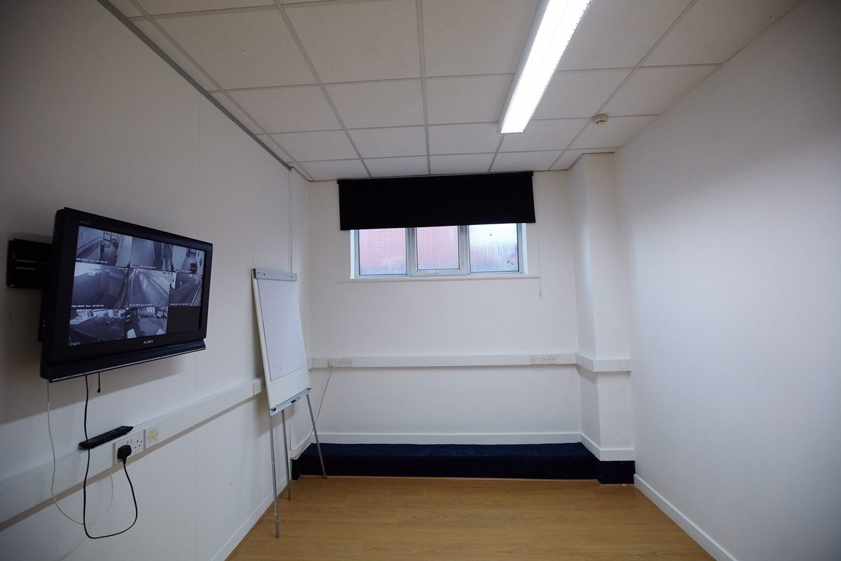 RichardTatham's tweet photo. #Offices / #storage space to #rent in #mansfield from £49 pw fully inclusive 07930947352 https://t.co/0j8cwgn2WQ