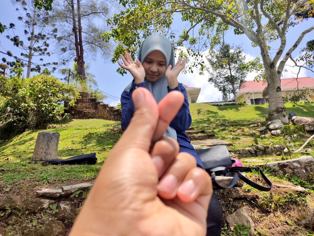 hahatiq's tweet photo. My girlfriend ❤️ https://t.co/zJYCVXHX3p