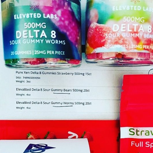 massoner's tweet photo. Yo. Dudes and dudettes we have
 Delta 8 #thc! It's legal! https://t.co/jR9YYiAuhZ use my #couponCode MASSWON for 10% off &amp; #freeShipping

#delta8thc #delta8
#cbd #hempoil #cbdvape #vapingcbd #stress #stressrelief #reviewcbd #cbdreviews #cbd #cbdterps #cbdterpenes #cbdoil #mrbeast https://t.co/BmBIAKbYqj