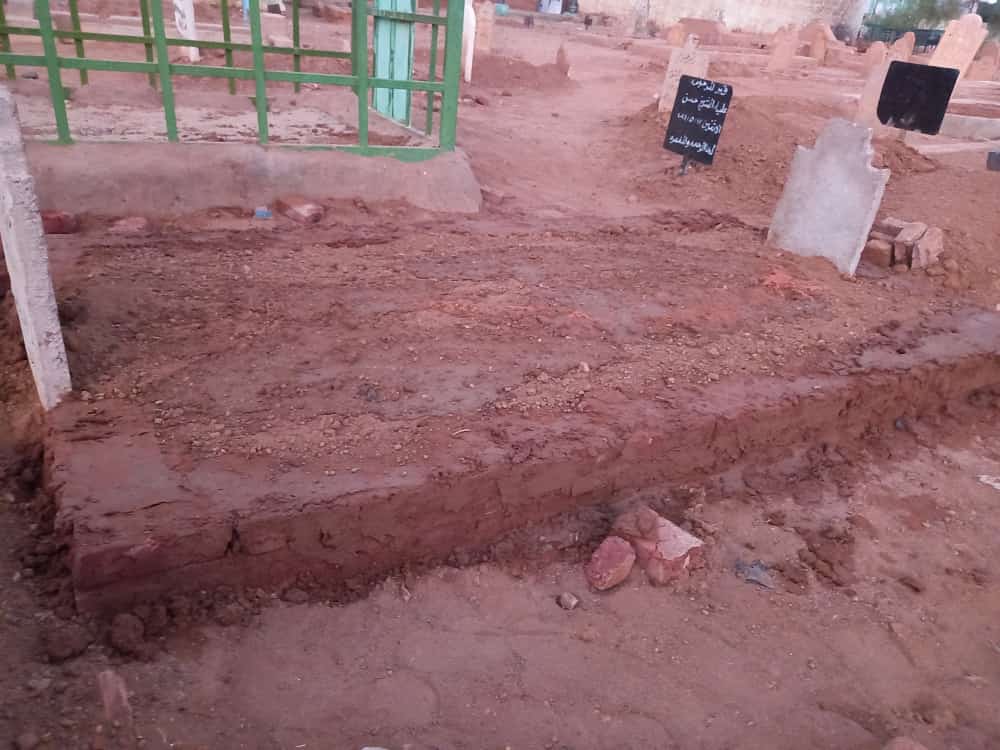 bkrysudani's tweet photo. يارب اجعل قبره روضه من رياض الجنه 🤲 https://t.co/0E3U2r83Cw