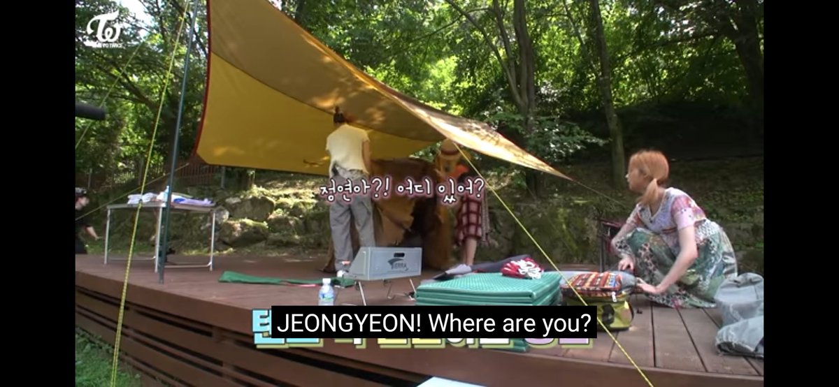 hexC5D97A's tweet photo. Yoo Jeongyeon, where are you? https://t.co/uBSWb5t55C