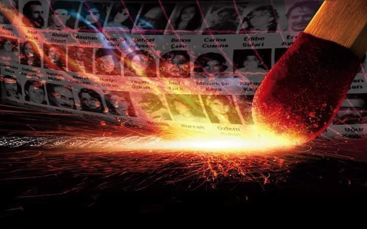 bir yangından geçiyordu gözleri

ki; 
kara... 
katran...
is... 
duman…

orada gözlerinden öldü 
otuz beş
can.

…yirmi sekiz yıldır kor alevdir,
yanar Madımak

bir ateş ki; 
halâ kara
halâ katran.

Cüneyt Özyer
Ankara