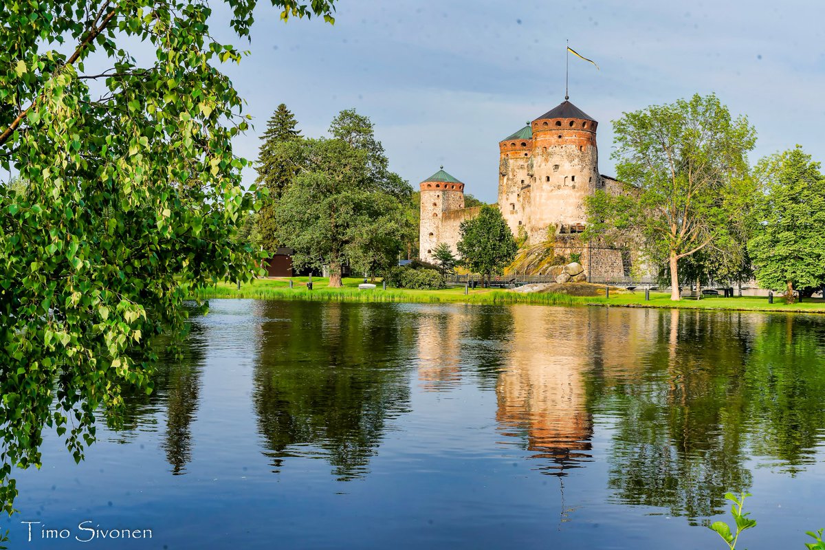 Sivontim's tweet photo. Another day at the Olavinlinna Castle

#olavinlinna #olavinlinnacastle #medievalcastle #castle #savonlinna #visitsavonlinna #lakesaimaa #visitsaimaa #landscape #visitfinland https://t.co/V5aDbIxivk