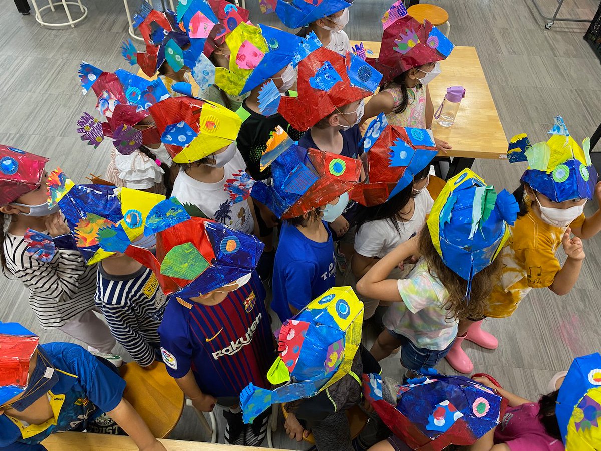 Mr. Hashima's Class (@hashimavisart) on Twitter photo Bright, cheery colors on gray, rainy days. 1st graders sport their Fish Hats in celebration of their completion.
<a href="/asijpassport/">ASIJ PASSPORT</a> #summerschool #KinderArt Bright, cheery colors on gray, rainy days. 1st graders sport their Fish Hats in celebration of their completion.
<a href="/asijpassport/">ASIJ PASSPORT</a> #summerschool #KinderArt