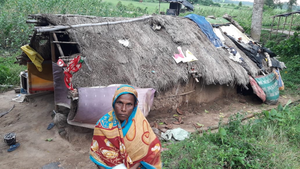 PS_Kendrapara's tweet photo. @PS_Kendrapara  Helping Hand to poor Manjulata @dmkendrapara @CMO_Odisha @MoSarkar5T @PRDeptOdisha https://t.co/sCU0oSSr9m