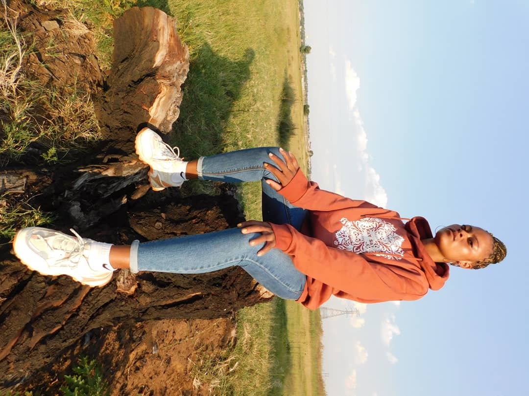 KayClothingBF's tweet photo. They are still available so please make sure you get yours today your support would be much appreciated. 💚 @Iamkhumbulani_m
-HOODIE - R350 https://t.co/wLbwSqxF5t