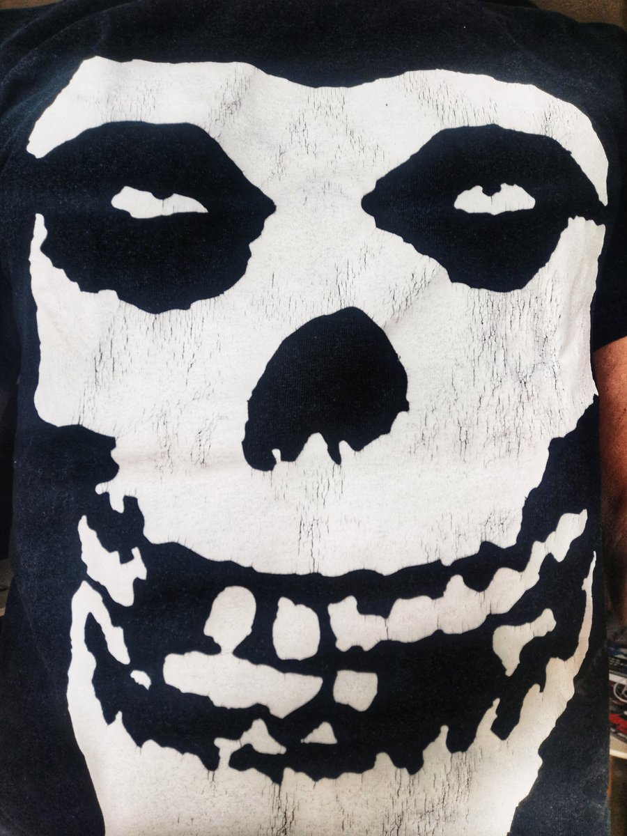 Axel Schmidt tweet media