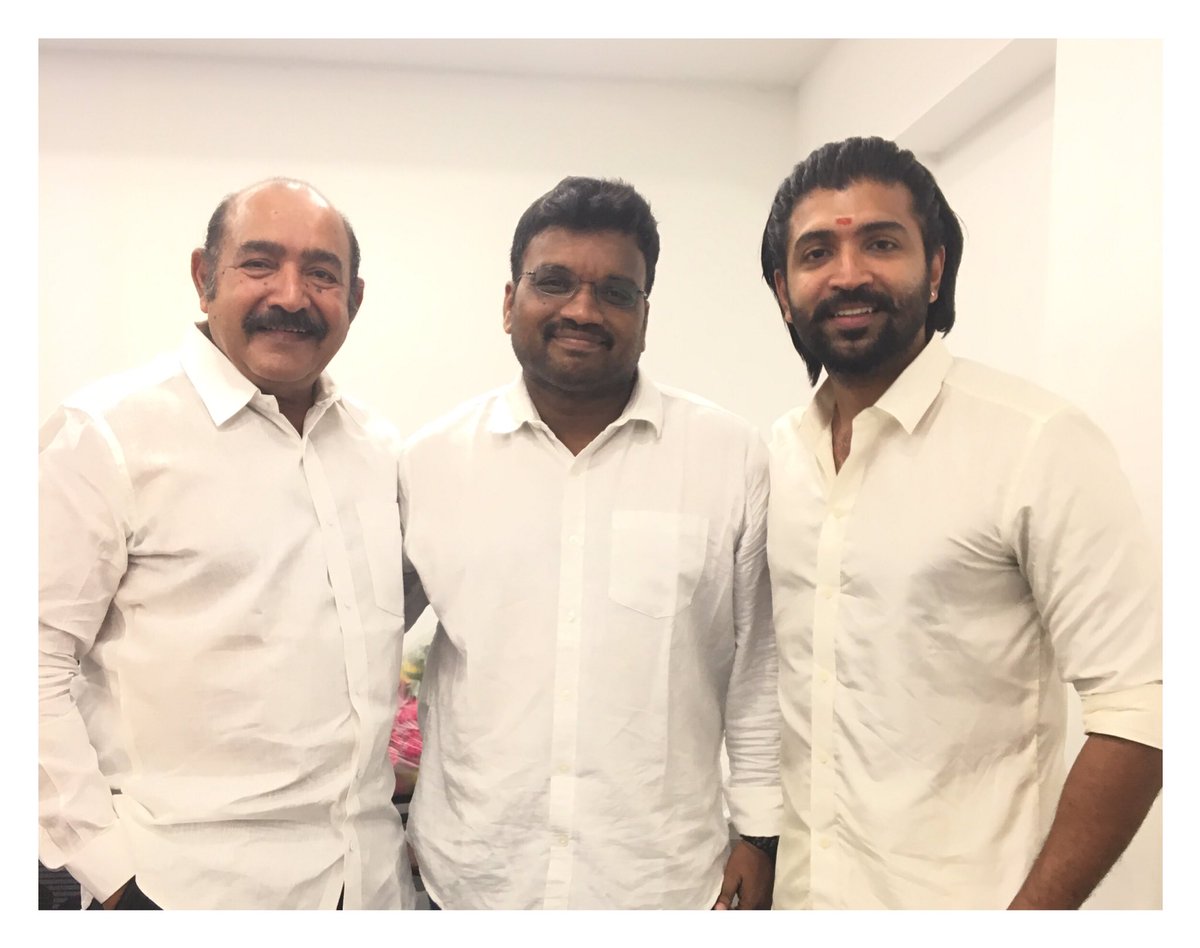 SNGUNASEKAR's tweet photo. @arunvijayno1
@AllIndiaAVfans
@DineshAVFan
@aaamallovely
#Sinam #Borrder #AV32 #AV33 happy birthday sir 🎂💐💐💐💐💐💐🌹💐💐🎂🎂🎂 https://t.co/IECRd6XgRQ