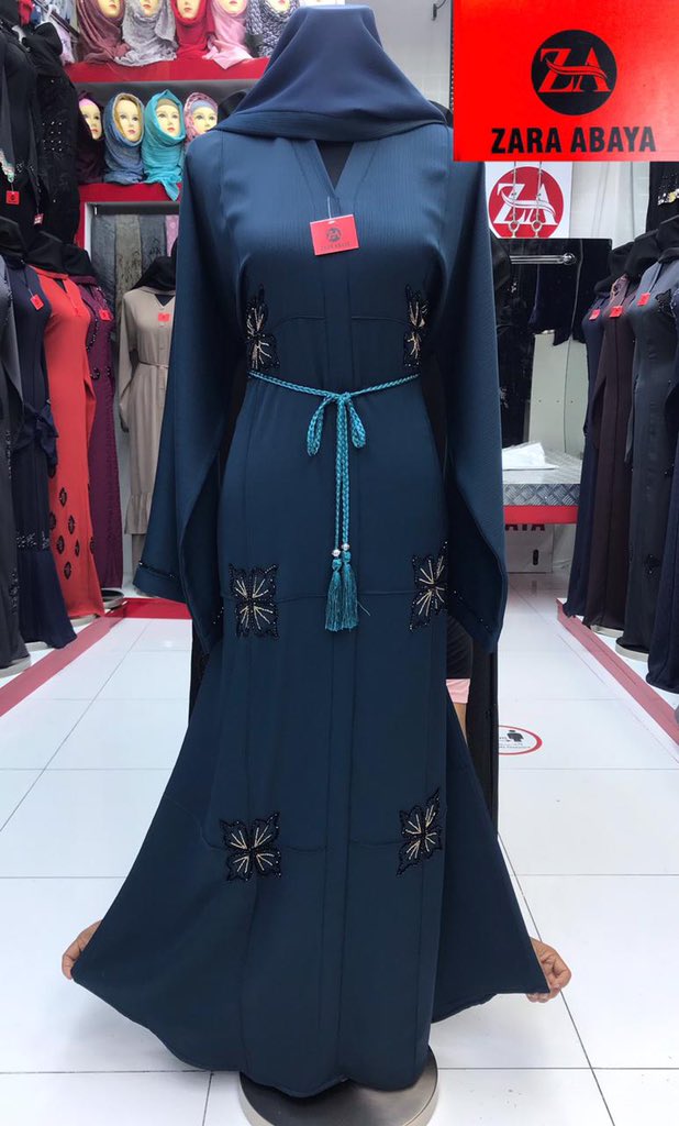 zara abaya