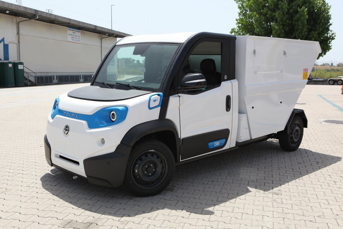 In Exelentia, il lavoro in città si fa sempre più 'green' grazie al nuovo <a href="/goupil_ev/">Goupil | Electric vehicles</a> Vasca Rsu, il mezzo utility 100% elettrico con un volume di carico fino a 5 m³. La soluzione ideale per eseguire lavori di manutenzione urbana come la raccolta rifiuti.

#Exelentia #smartmobility