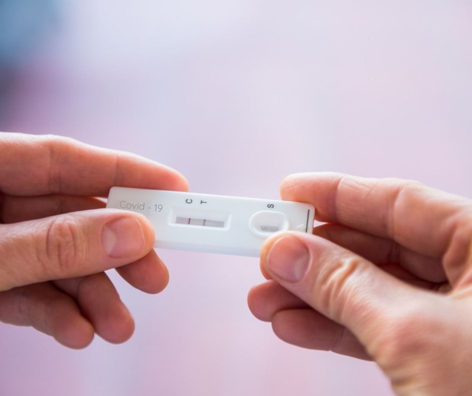 Got a positive result on a rapid Covid test? If your test shows 2 lines, remember to do these 2 things...
🏡 Stay at home
🔬 Order a PCR laboratory test 👇
buff.ly/37nwUVw