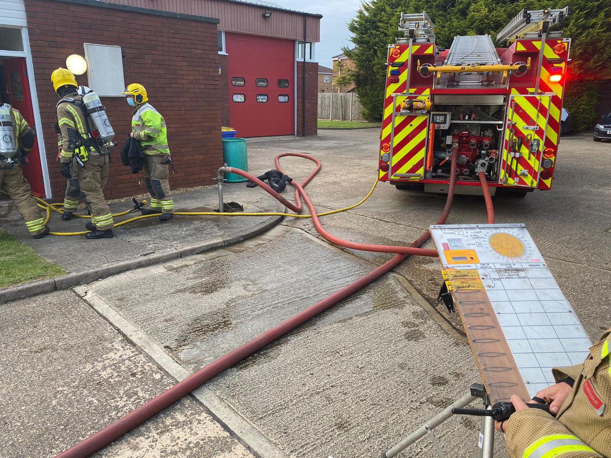 longsuttonfire tweet media