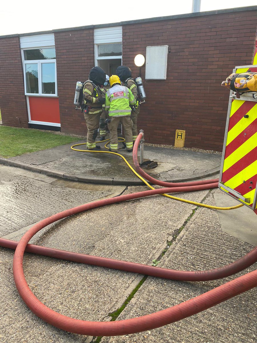 longsuttonfire tweet media