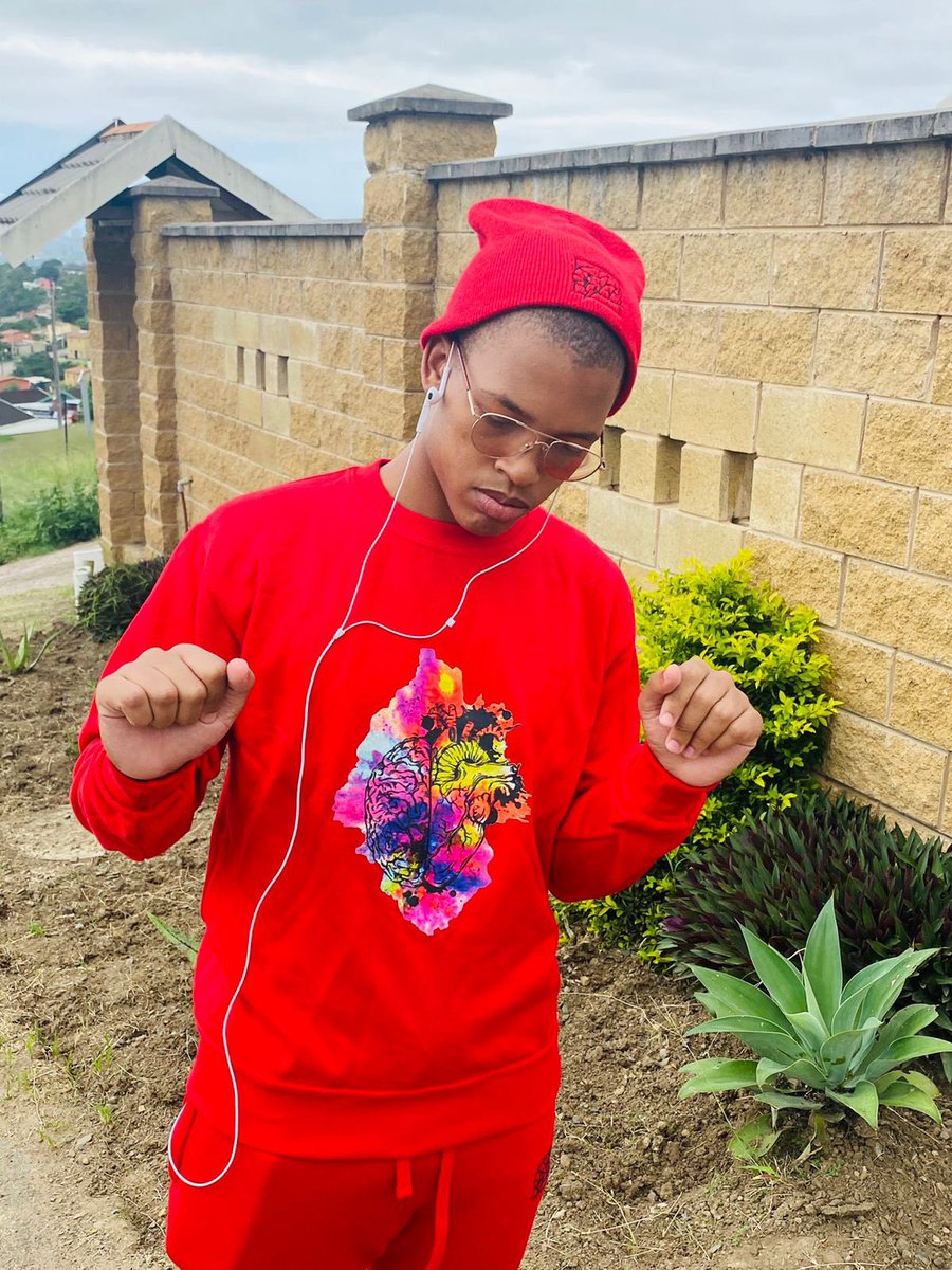 BrainStormAppSA's tweet photo. Blessed Friday… 🧠⚡️

“Work hard in Silence and Let your Success make the Noise…”

#ItsMindBlowing🧠⚡️ https://t.co/onFT8GiXAf