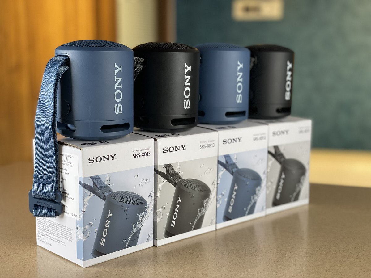 TechUnboxing5's tweet image. Sony SRS-X13 🔥
Amazing Bluetooth Speaker 🚀
Video coming today 😉
#giveaway