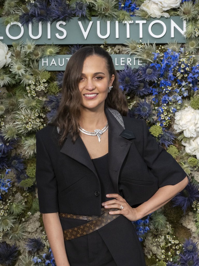 and she’s back! first public appearance since october 2020

alicia vikander attends the louis vuitton haite-joaillerie dinner at la vigie restaurant on july 1, 2021 in monaco