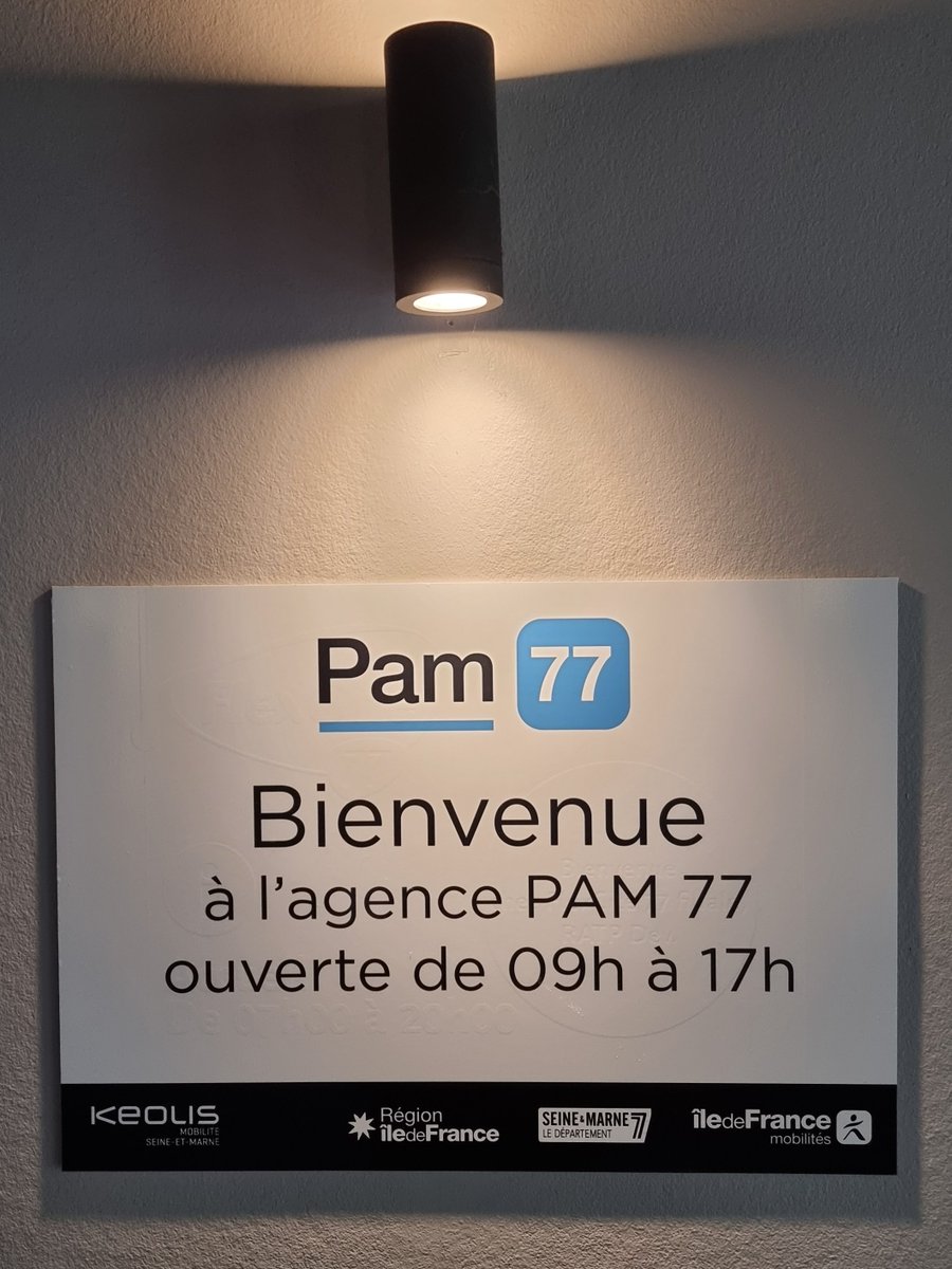 KeolisIDF's tweet photo. Depuis hier, nous sommes fiers d'être opérateur du #transport de personnes à mobilité réduite #PAM77 en #SeineetMarne pour le compte du @Departement77 et @IDFmobilites.
Nos équipes sont mobilisées pour offrir la meilleure qualité de déplacement aux utilisateurs/trices du service! https://t.co/MP723Lgbgj