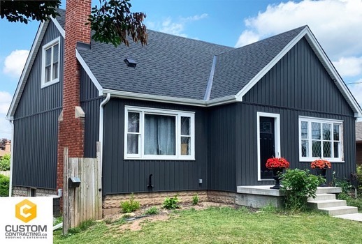 Couldn’t be any more happy with the turnout of this beautiful home #customhomes #mittenbuildingproducts #royalsiding #gaf gafroofing