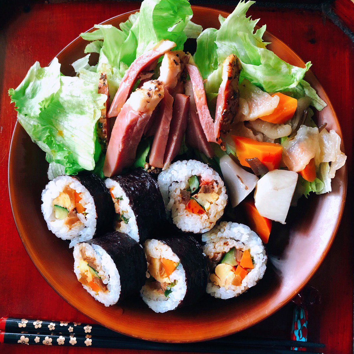 きせる 最近のごはん 豆乳とツナのコーンクリームパスタ 焼き鯖寿司 南瓜の挽き肉だんごもやしあんかけ 落とし卵の味噌汁 ガトーショコラ ナンシー 甘い卵焼きの太巻き 鴨のパストラミ 根菜類と切り干し大根の煮付け いわしの甘辛煮 ごぼうの