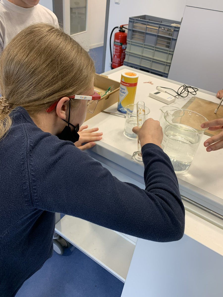 Today in NTW 6P got their Bunsen burner licenses! <a href="/KIBS/">Sune Kibsgaard</a>