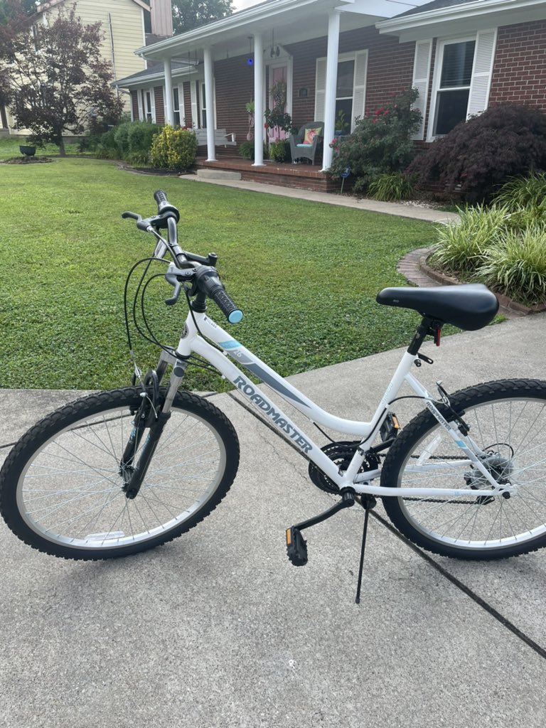 OremKristy's tweet photo. I thought it was a great idea to take advantage of the market until I left for work this morning! #soldeverything🤣🤣🤣 https://t.co/CLz4h098mz