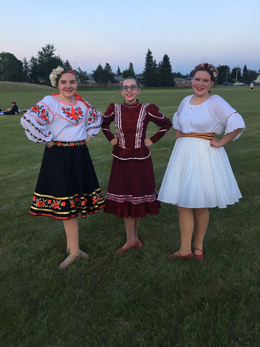 vrozhay's tweet photo. These young ladies had a great time performing @TownOfWestlock Canada Day Festivities! https://t.co/SzPKgTGu9i