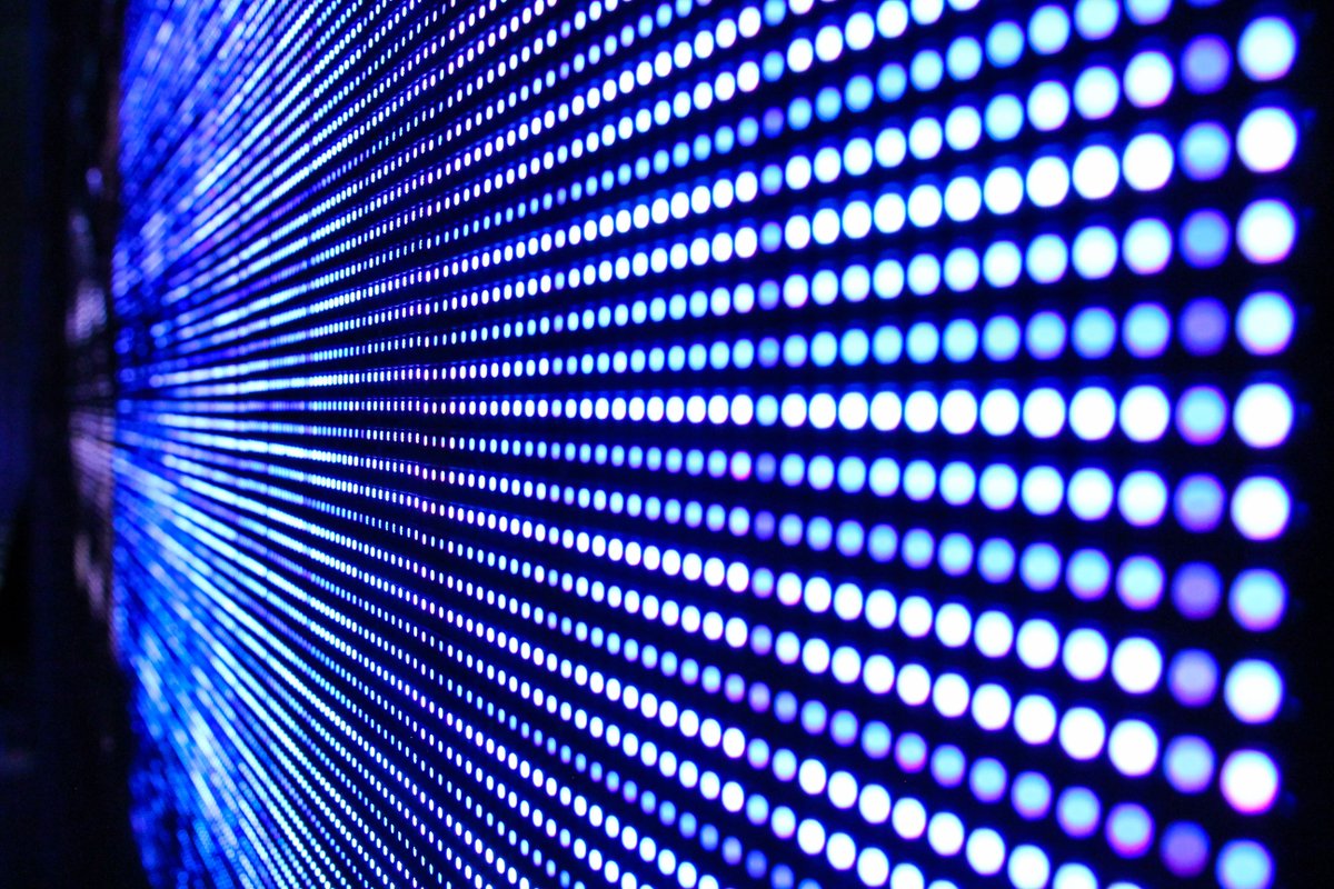 TheLEDStudio's tweet photo. It's #FunFactFriday

Did you know, if the U.S.switched to only using LEDs, it would save them $250 billion in energy costs, reduce electricity consumption for lighting by nearly 50 percent and avoid 1,800 million metric tons of carbon emissions

#LED #greenertechnology https://t.co/9icEwdyOzV
