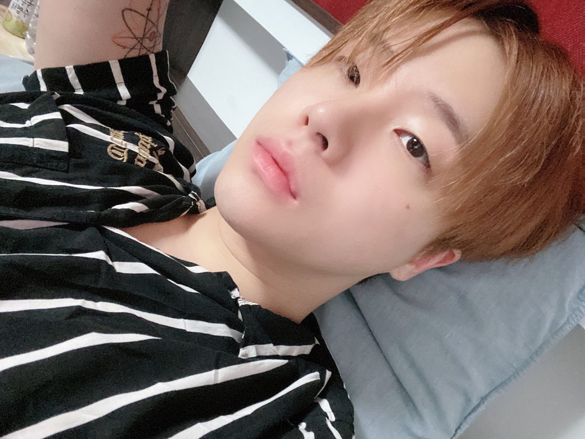 KJHSLOOK's tweet photo. #JINHWAN #김진환 @ikon_gnani_____ #iKON #아이콘 @YG_iKONIC https://t.co/UUps7Jd4Ma