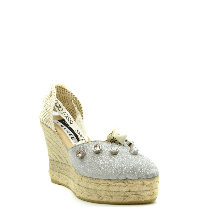 ModamenteCom's tweet image. Entra in Modamente e Scopri  gli esclusivi modelli della nuova collezione Donna firmata SERGIO ROSSI. Resta Sempre Aggiornato sulle Ultime Novità e Offerte: Entra nel Mondo Modamente! Troverai Collezioni Esclusive.  
SPEDIZIONE GRATUITA
Compra adesso su ➡️ modamente.com