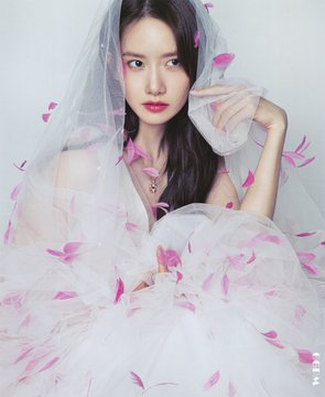 [PHOTO] YOONA @ Y vol.2 magazine E5S98kxVEAEUfjV?format=jpg&name=360x360