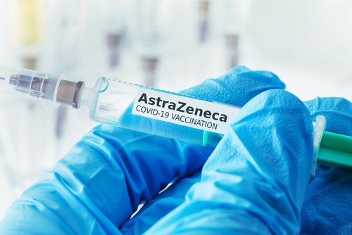 Zamieszanie z preparatem Astra Zeneca. Mogą nie wpuszczać zaszczepionych z Wielkiej Brytanii
tiny.pl/9qrlk