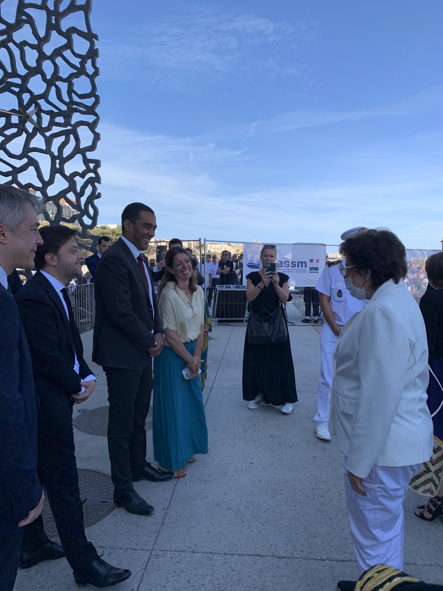 saidahamada's tweet photo. Accueil ce jour de Mesdames les Ministres, @R_Bachelot et de @AnnickGirardin pour le baptême d’#AlfredMerlin. Ce navire est la vitrine des compétences françaises et une avancée pour la recherche subaquatique. Nos fonds marins renferment une partie importante de notre Histoire. https://t.co/I9ydiIIRPa