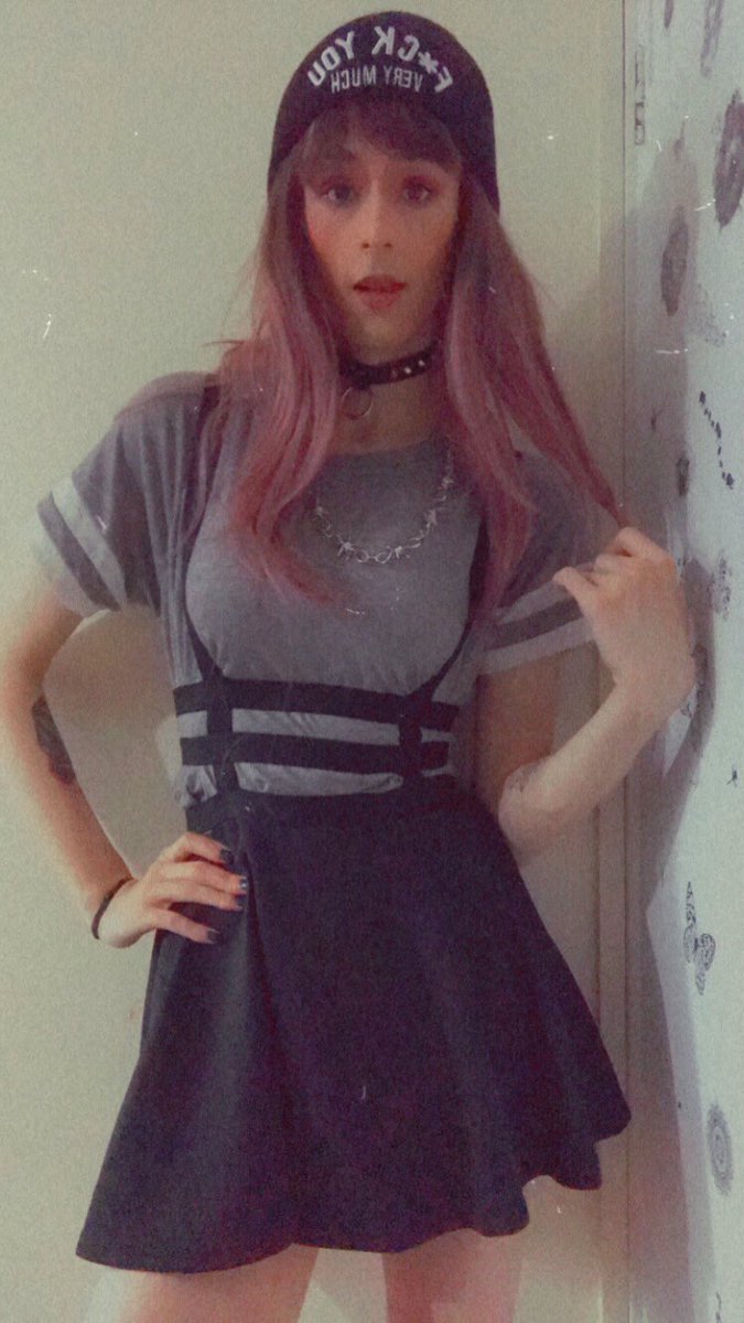 lukegames19's tweet photo. #linkinbio #of #onlyfans #AdultWork #SugarBabyTwitter #sellingcontent #trans https://t.co/EPtZw3DNdI